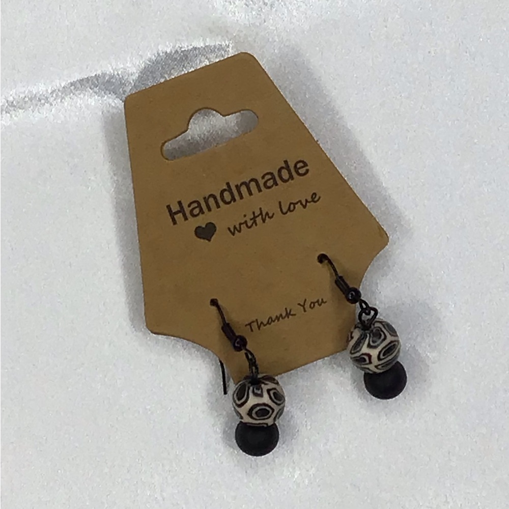 Handmade Women’s Dangle Earrings Set — Black, Pink, Clear, Red & Green Options - Picture 7 of 12